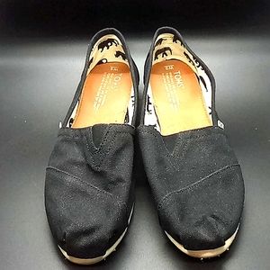 LAST CHANCE! TOM'S Women's Classic Slip-on Shoes Black Size 9